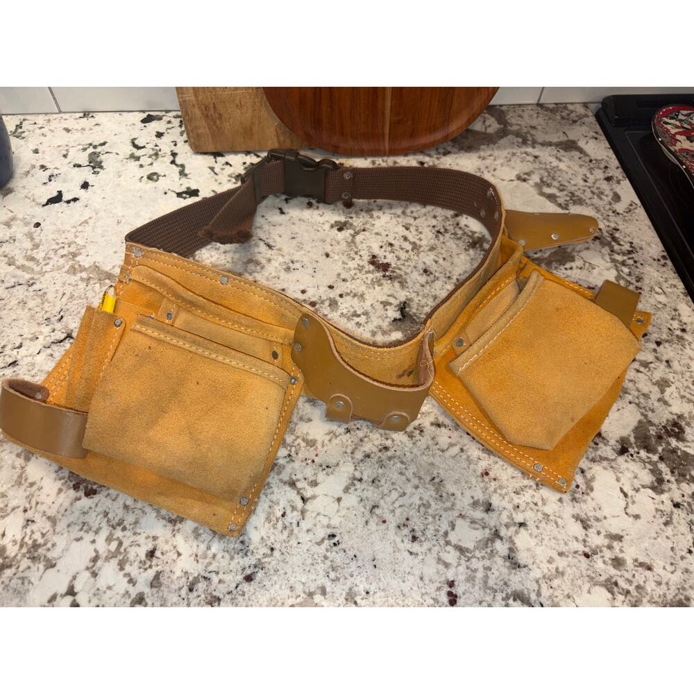 Preowned Leather Carpenter Tool Belt w/ Pouches & Belt